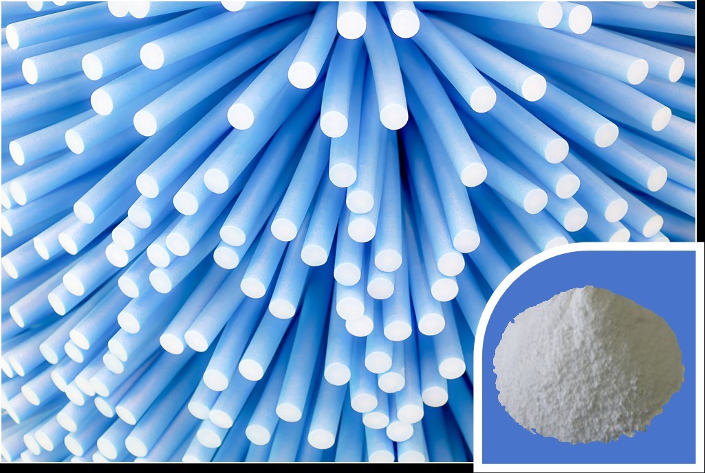 この複合炎遅延剤のコストは、従来の難燃剤とどのように比較されますか？